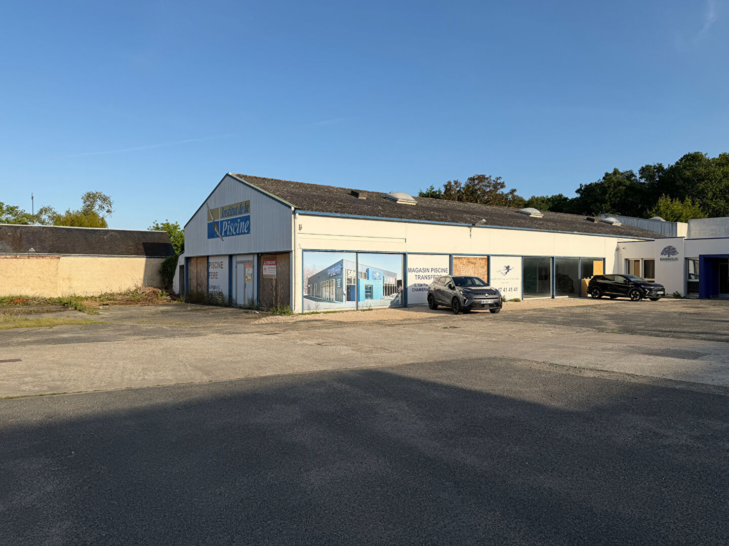 Local commercial Joue Les Tours 5 pièce(s) 500 m2