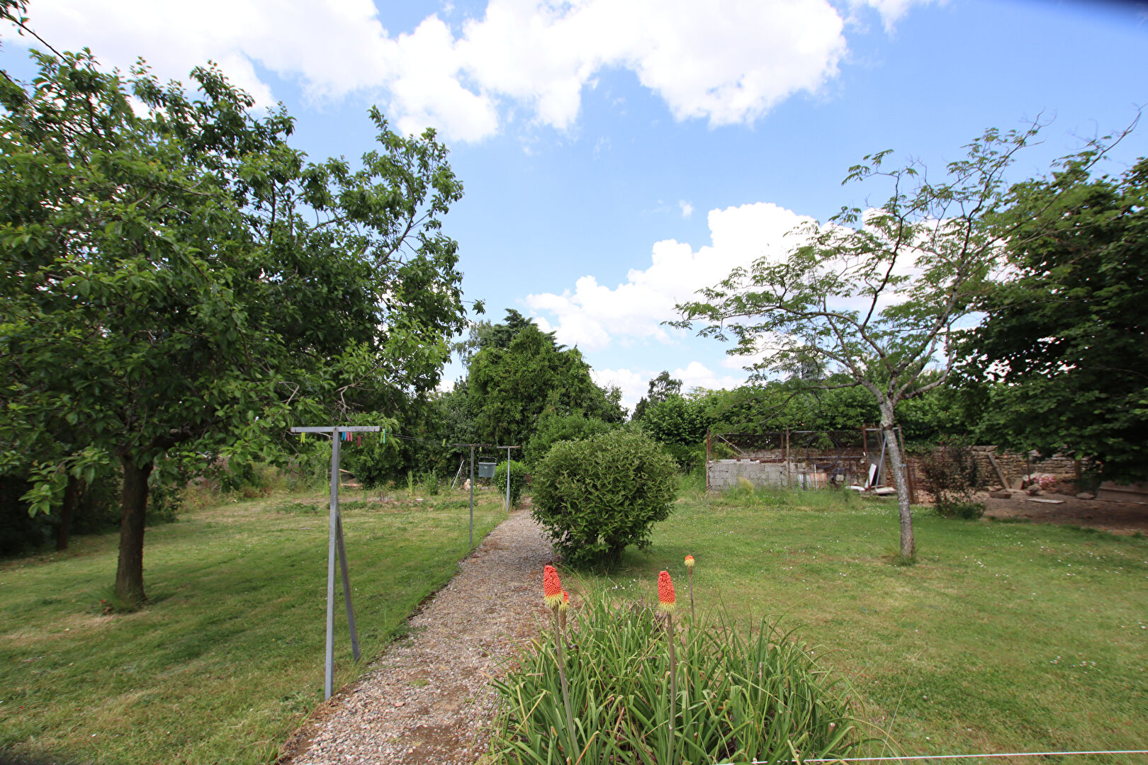 Photo Terrain Vouillé 677 m2 image 3/6