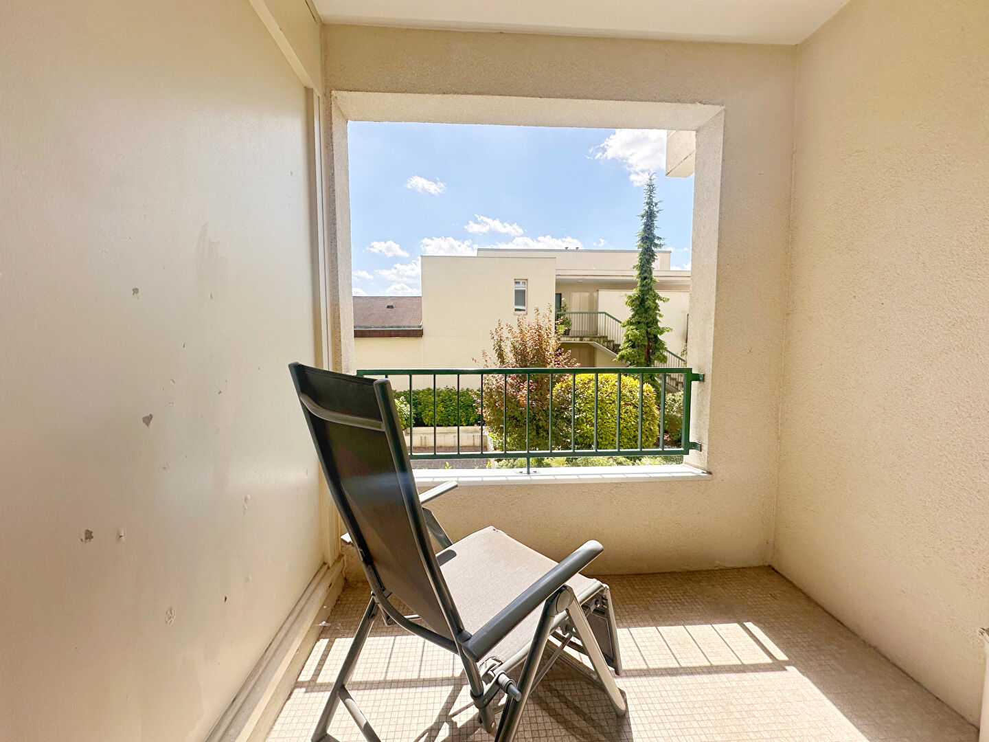 Appartement F4 avec ascenseur  centre-ville Montmorency