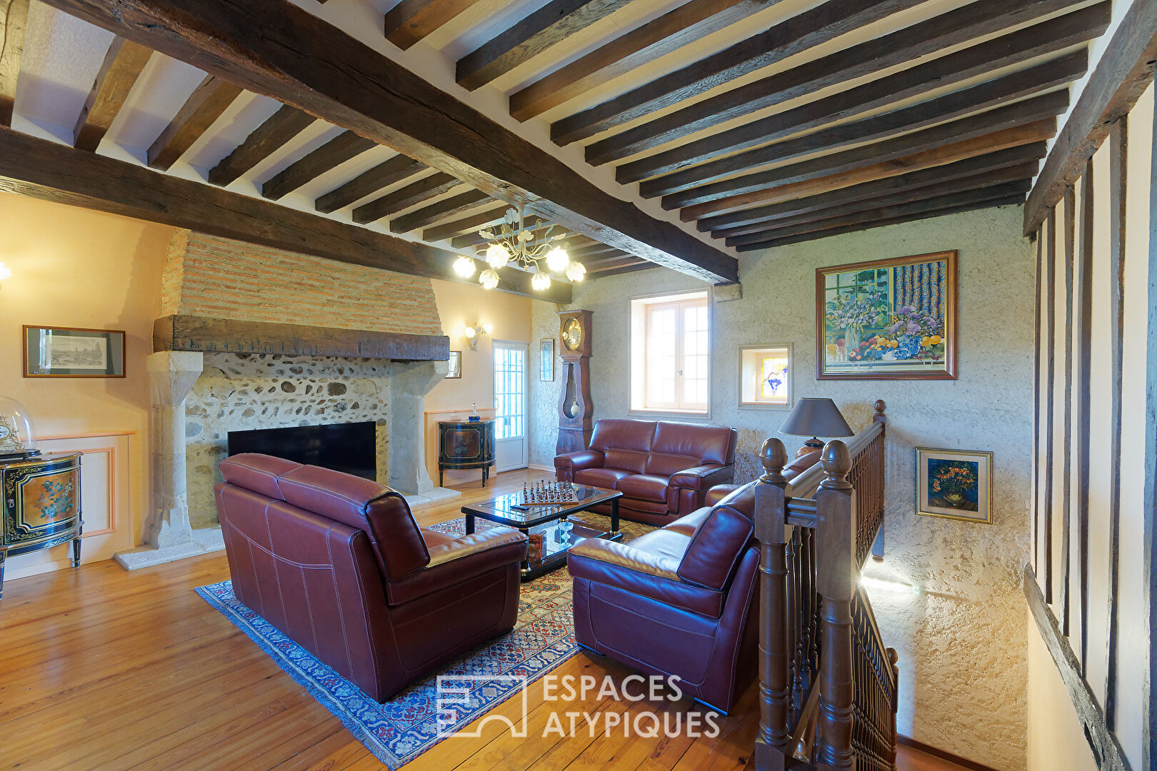 Agence immobilière de ESPACES ATYPIQUES Pau