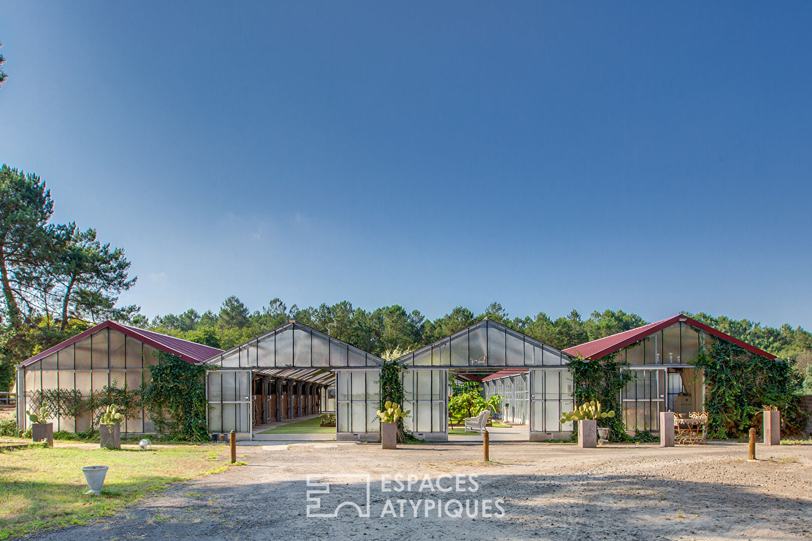 Agence immobilière de Espaces Atypiques Biarritz-Landes - Espaces Atypiques Les Landes