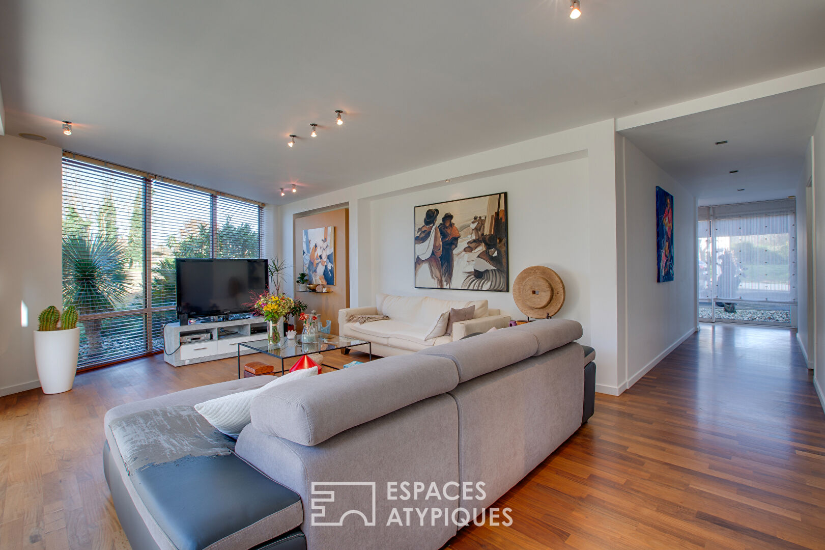 Photo Maison d'architecte familiale  au design apaisant image 5/6