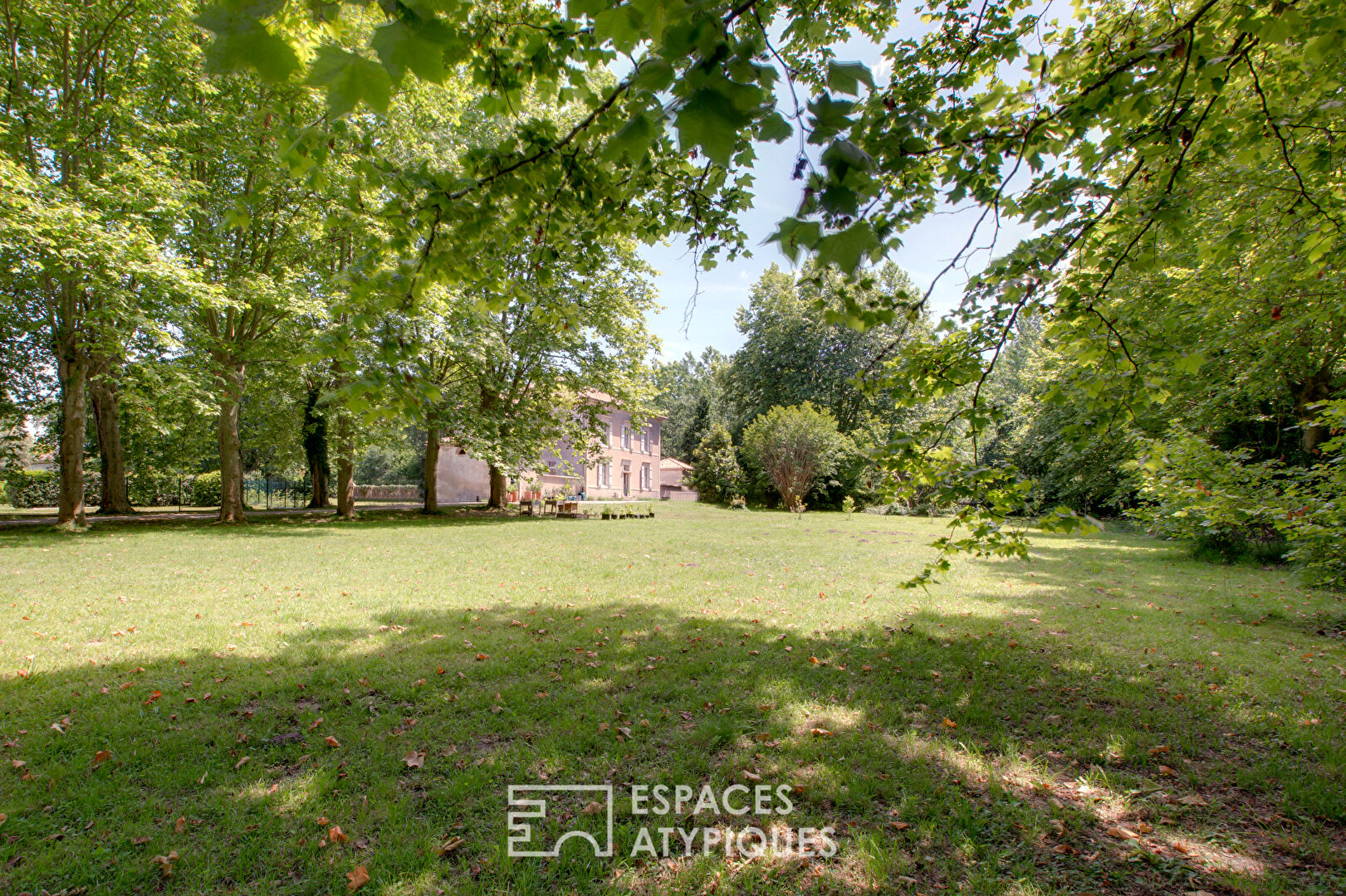 Agence immobilière de Espaces Atypiques Biarritz-Landes - Espaces Atypiques Les Landes