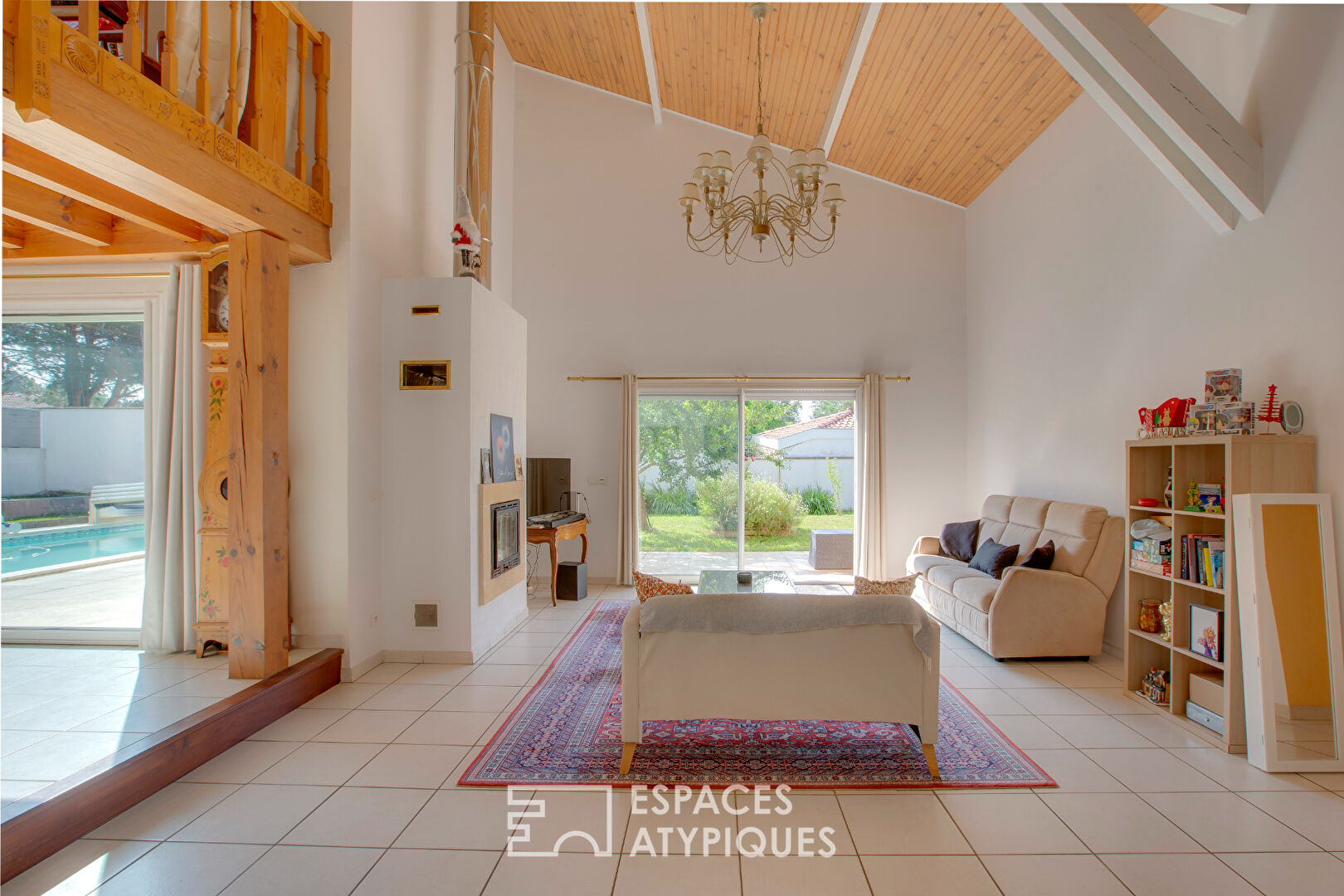 Maison familiale avec piscine, à dix minutes de l'océan