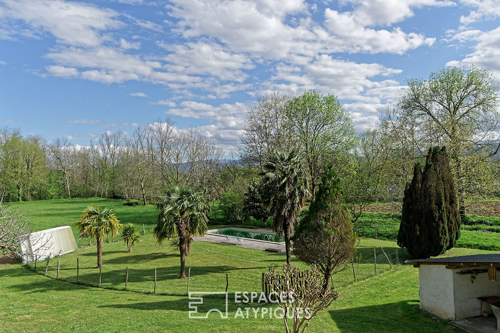 Agence immobilière de ESPACES ATYPIQUES Pau