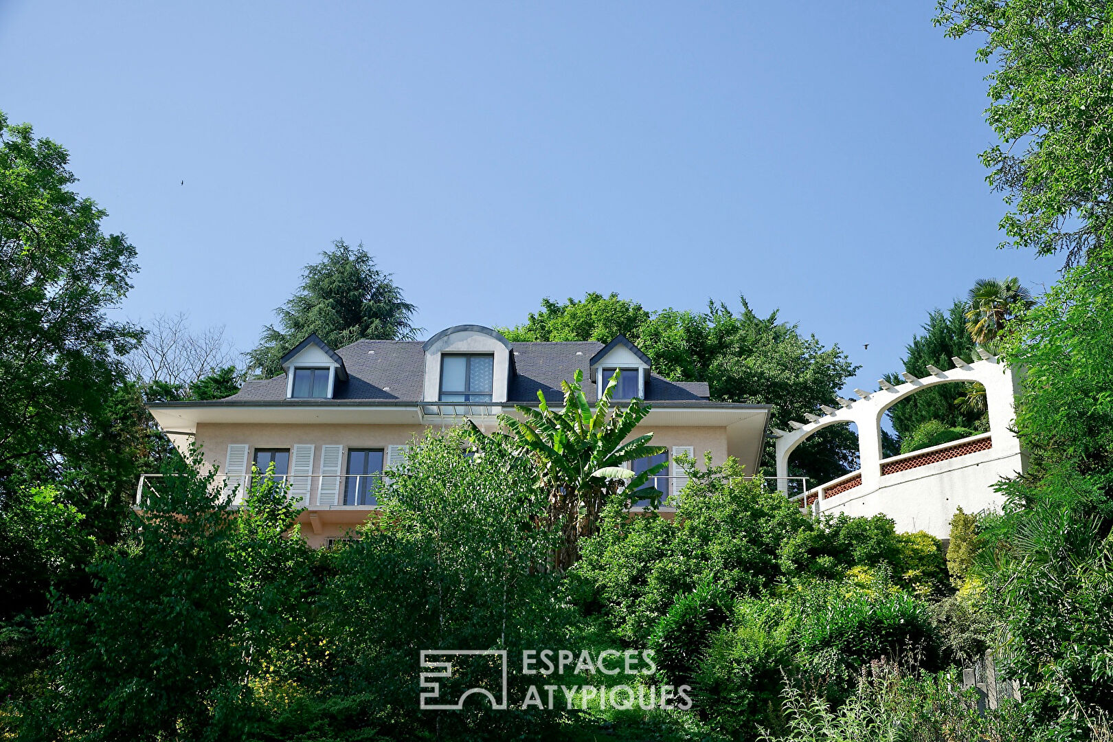 Agence immobilière de ESPACES ATYPIQUES Pau