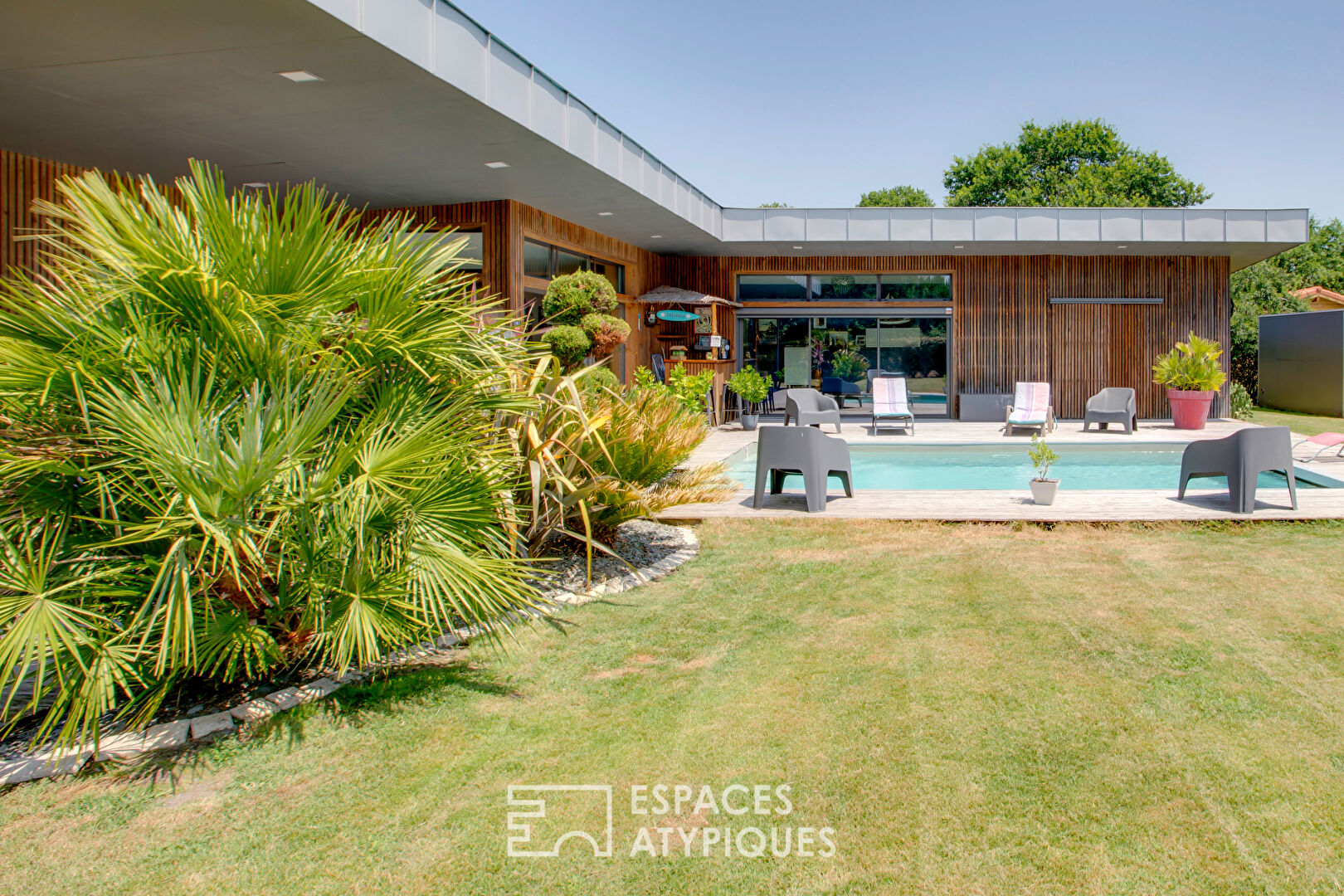 Agence immobilière de Espaces Atypiques Biarritz-Landes - Espaces Atypiques Les Landes