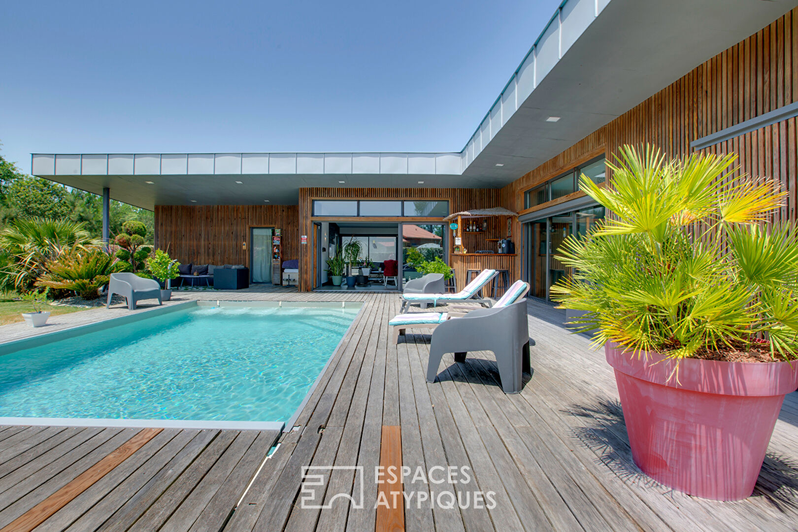 Villa de plein pied à l'architecture contemporaine