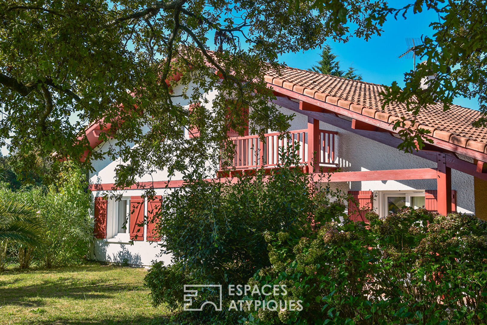 Agence immobilière de Espaces Atypiques Biarritz-Landes - Espaces Atypiques Les Landes