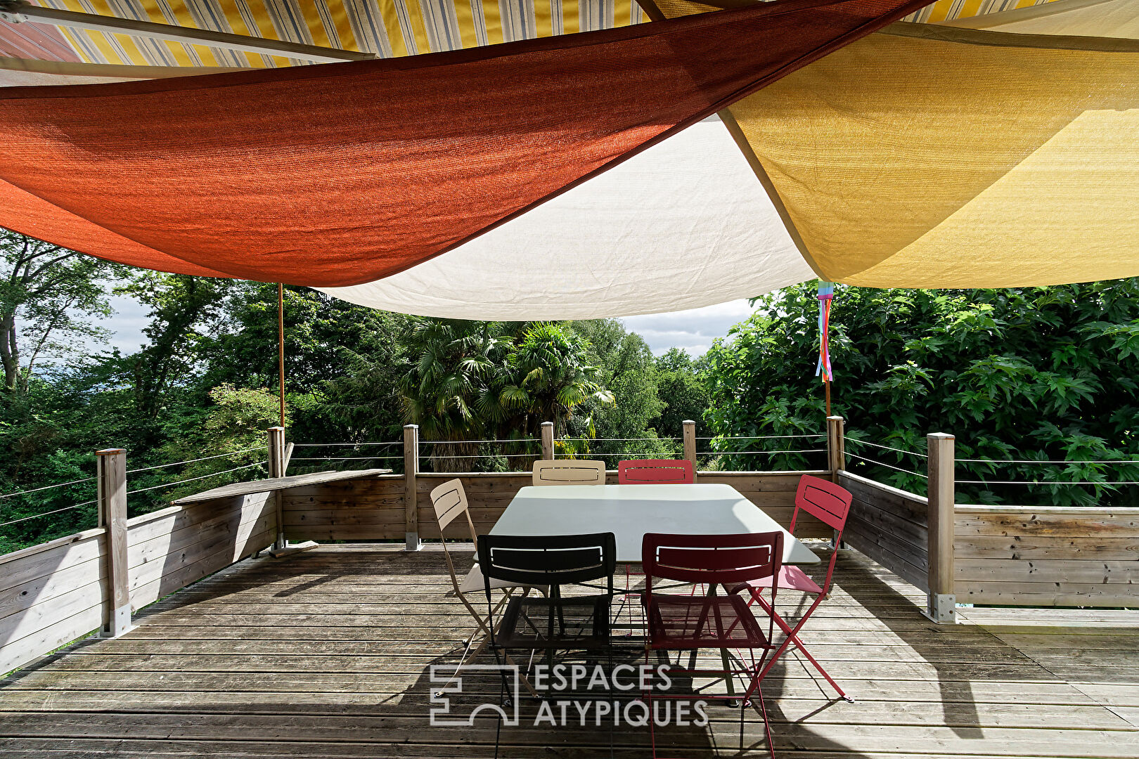 Agence immobilière de ESPACES ATYPIQUES Pau