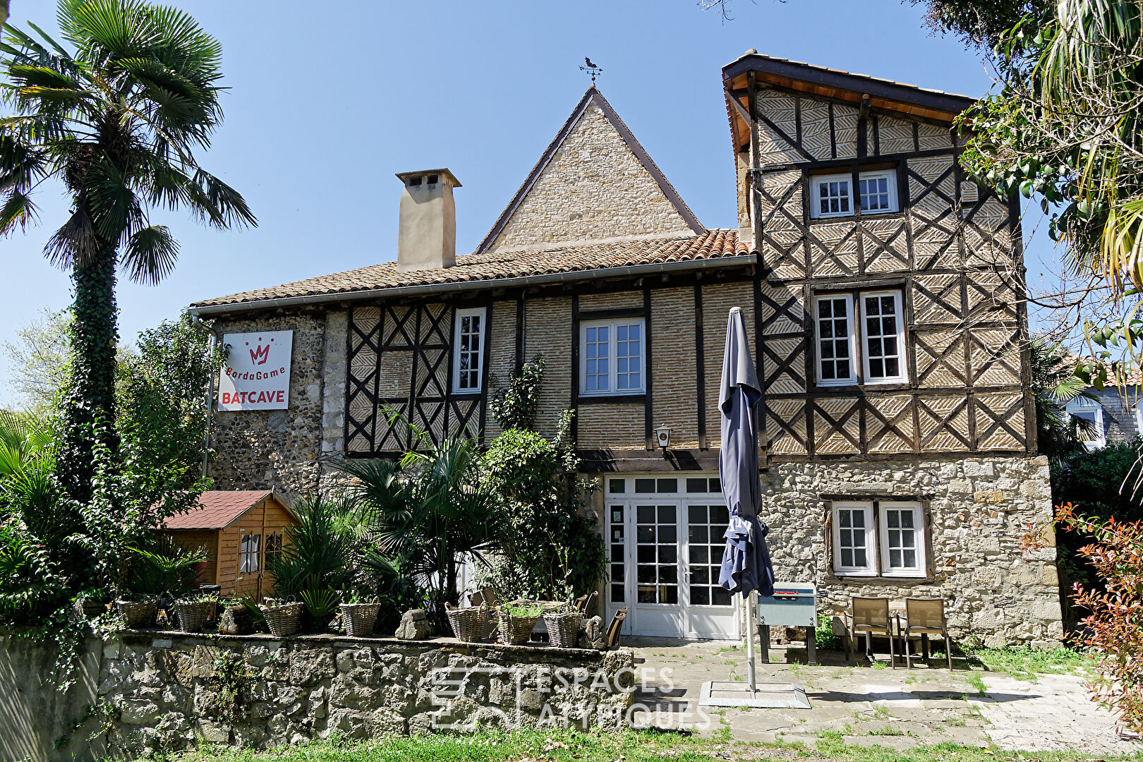Agence immobilière de ESPACES ATYPIQUES Pau