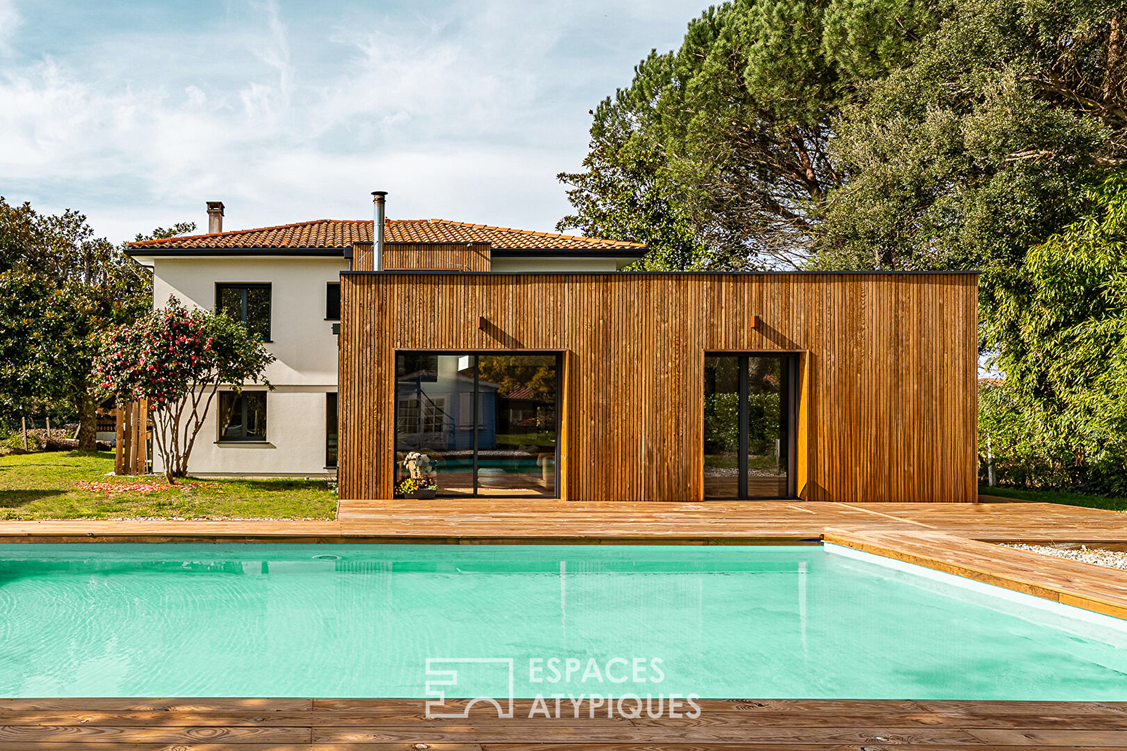 Agence immobilière de Espaces Atypiques Biarritz-Landes - Espaces Atypiques Les Landes