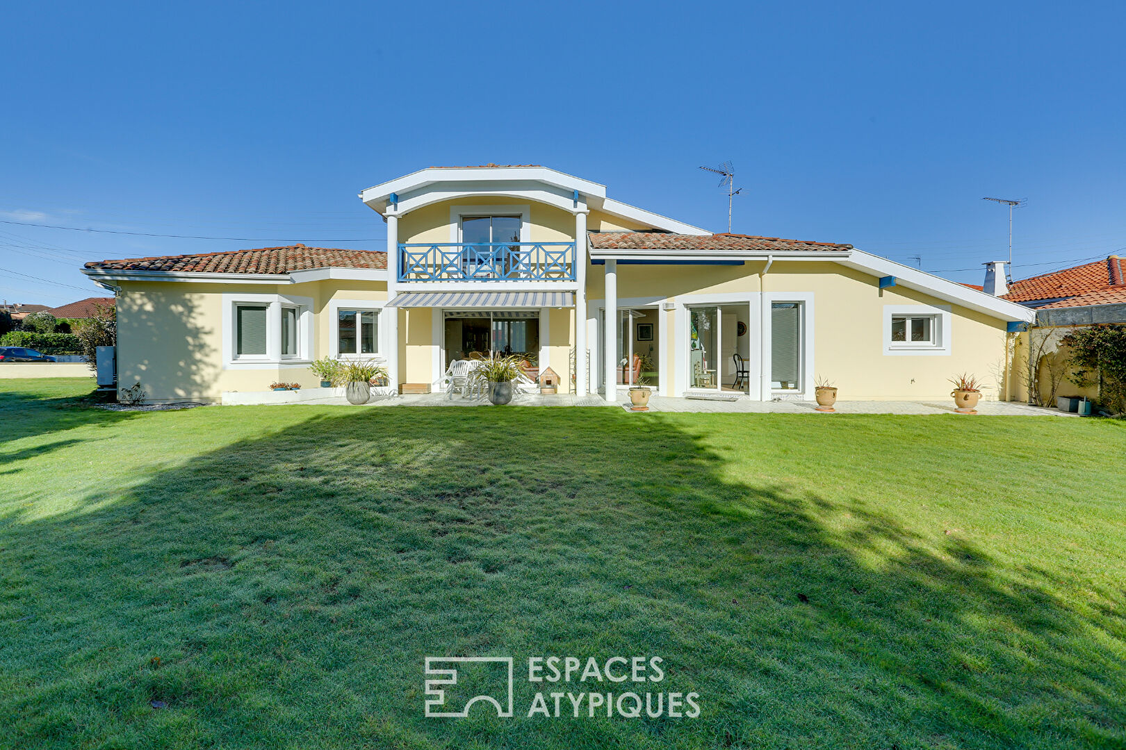Agence immobilière de Espaces Atypiques Biarritz-Landes - Espaces Atypiques Les Landes