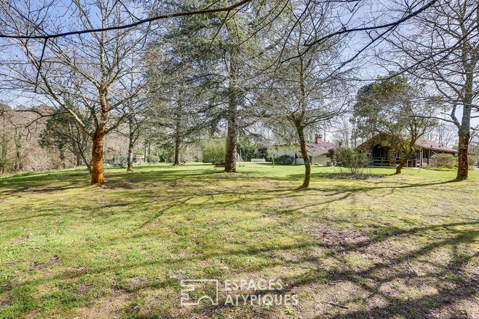Agence immobilière de Espaces Atypiques Biarritz-Landes - Espaces Atypiques Les Landes