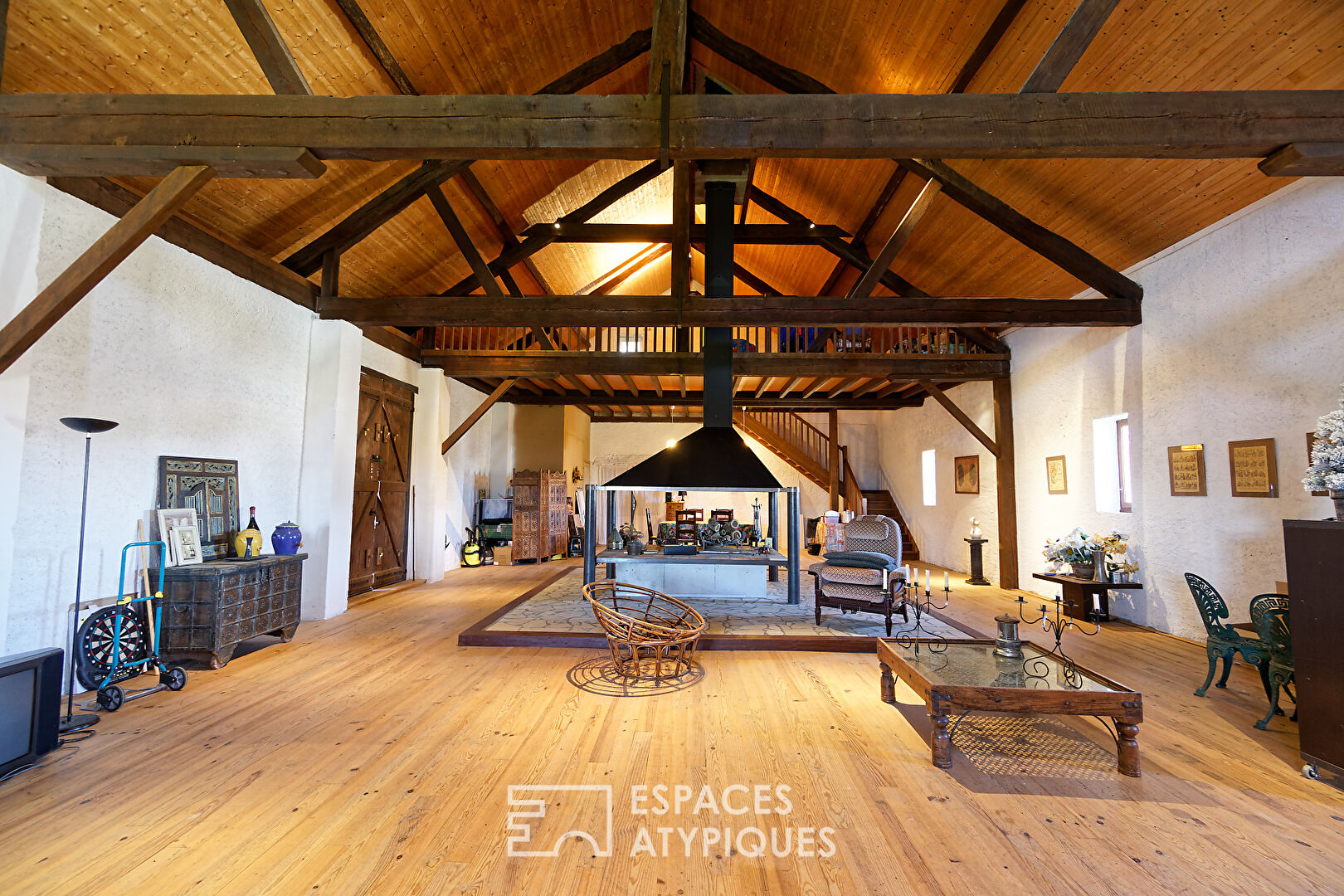 Agence immobilière de ESPACES ATYPIQUES Pau