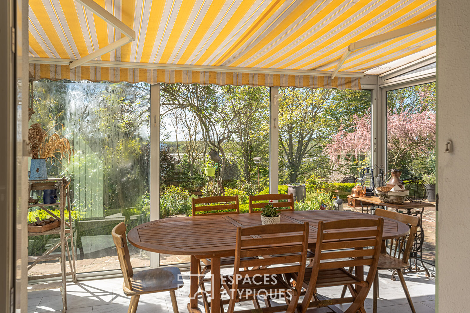 Photo Maison de style Ile de France avec vue dégagée image 3/6