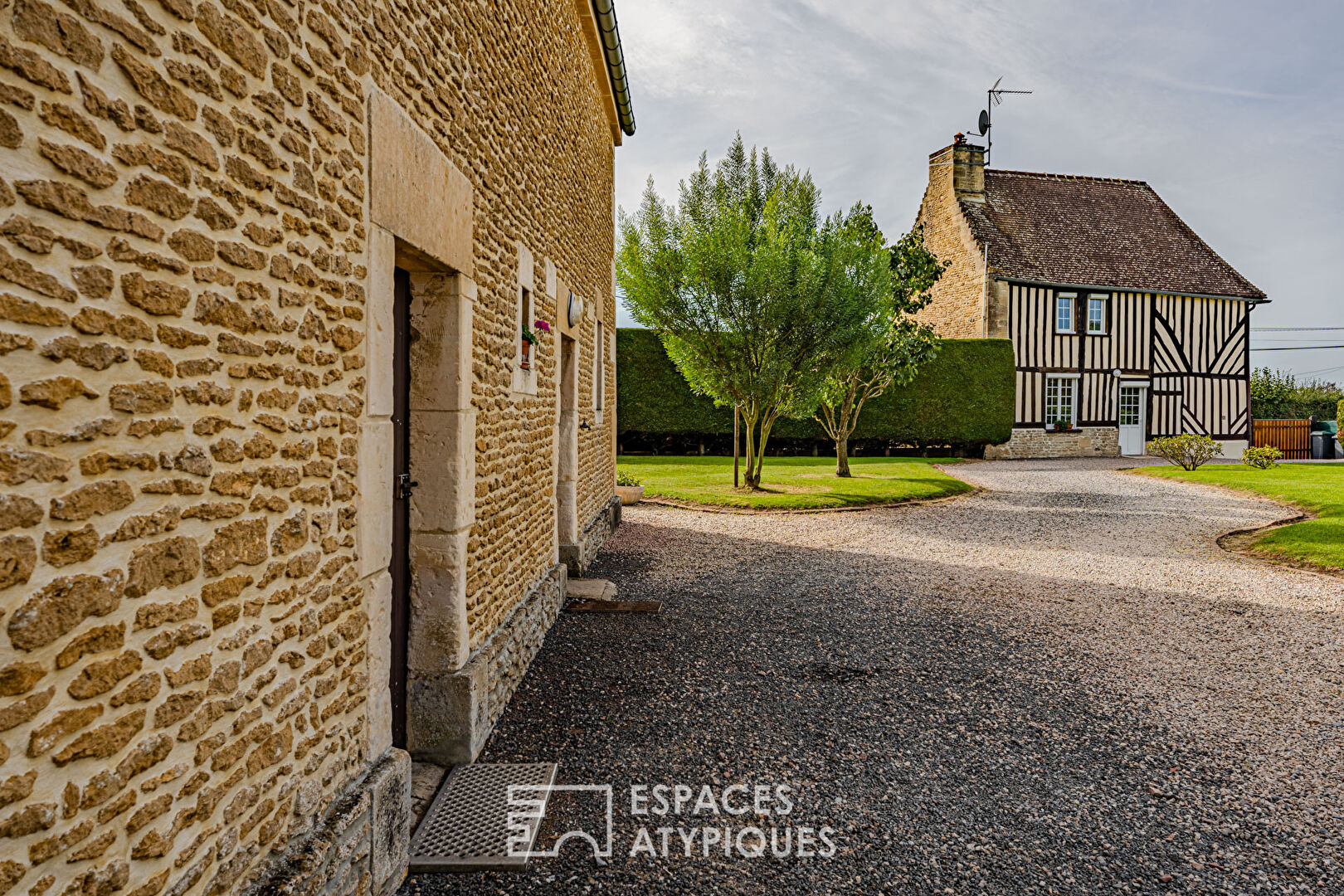 Photo Maison Normande avec grande dépendance aménageable image 6/6