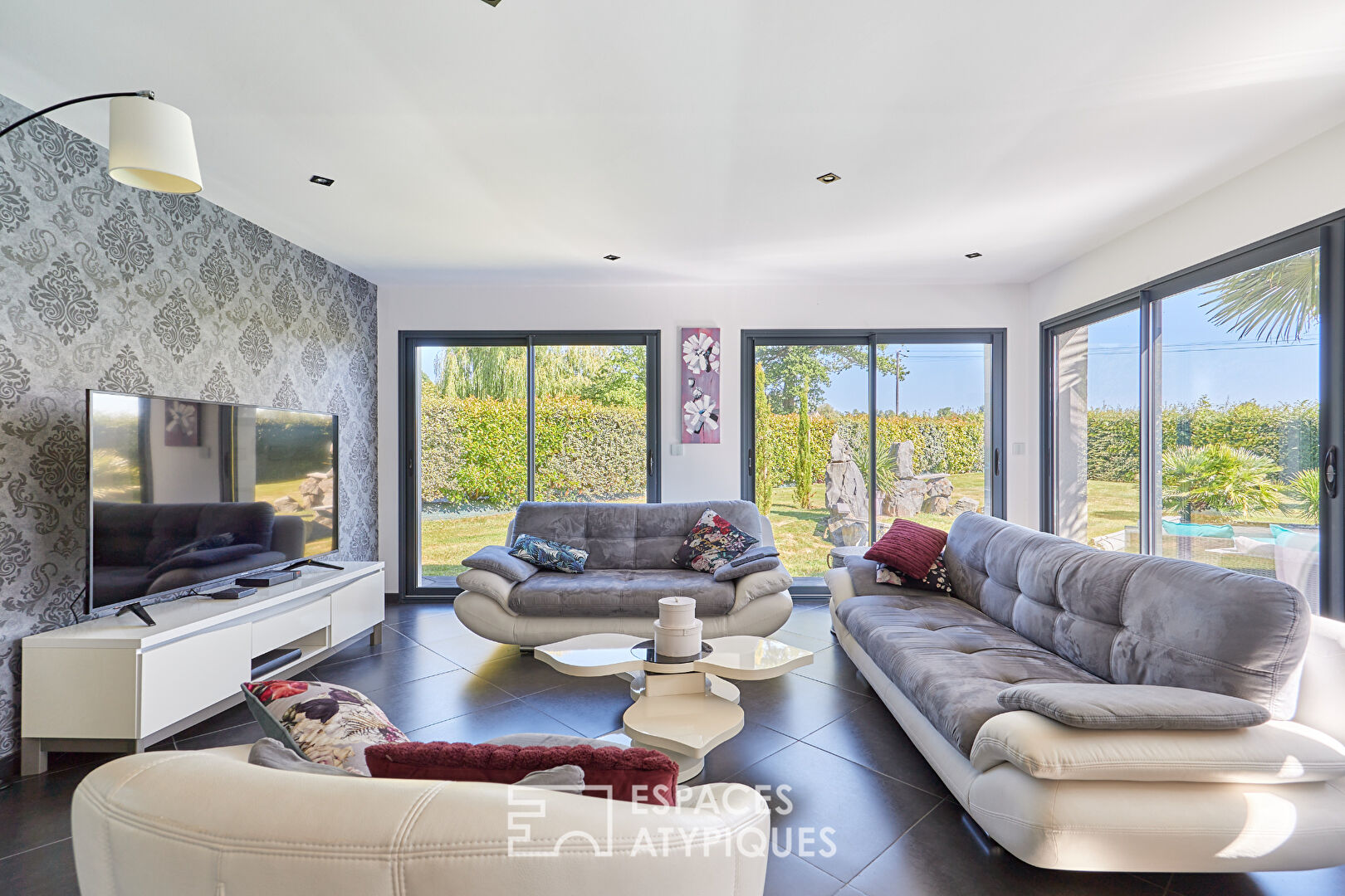 Photo Contemporaine de caractère avec piscine image 6/6