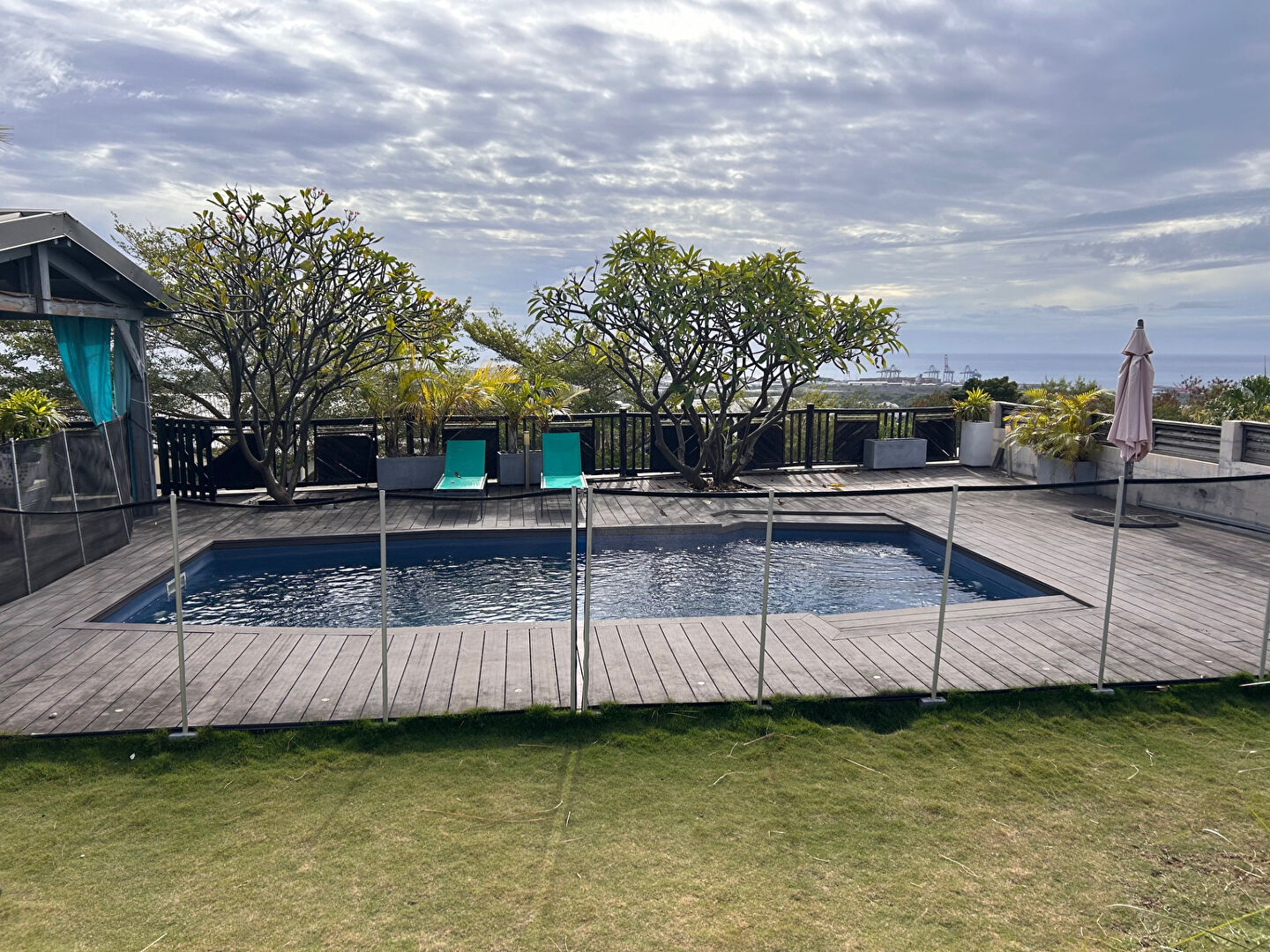 Villa T5 Meublée - La Possession