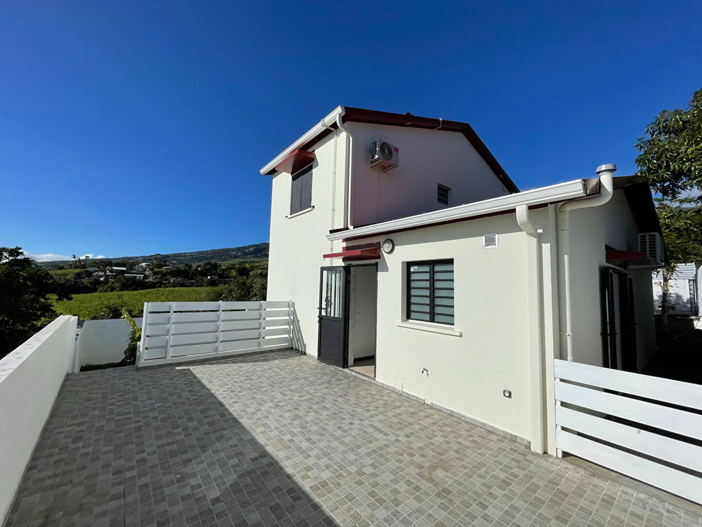 Villa T4 neuve - Ste Clotilde