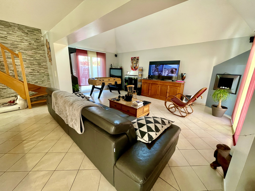 Vente Maison de 7 pièces 250 m² - DEMOUVILLE 14840 | AVA IMMOBILIER - AR photo5