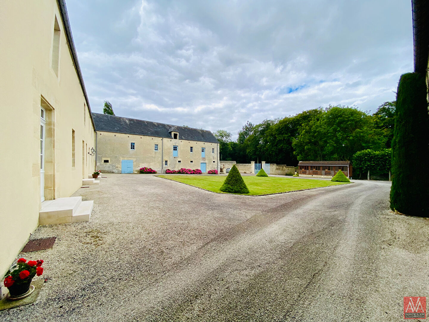 Photo Proche Bayeux - Maison de 300m² image 3/6