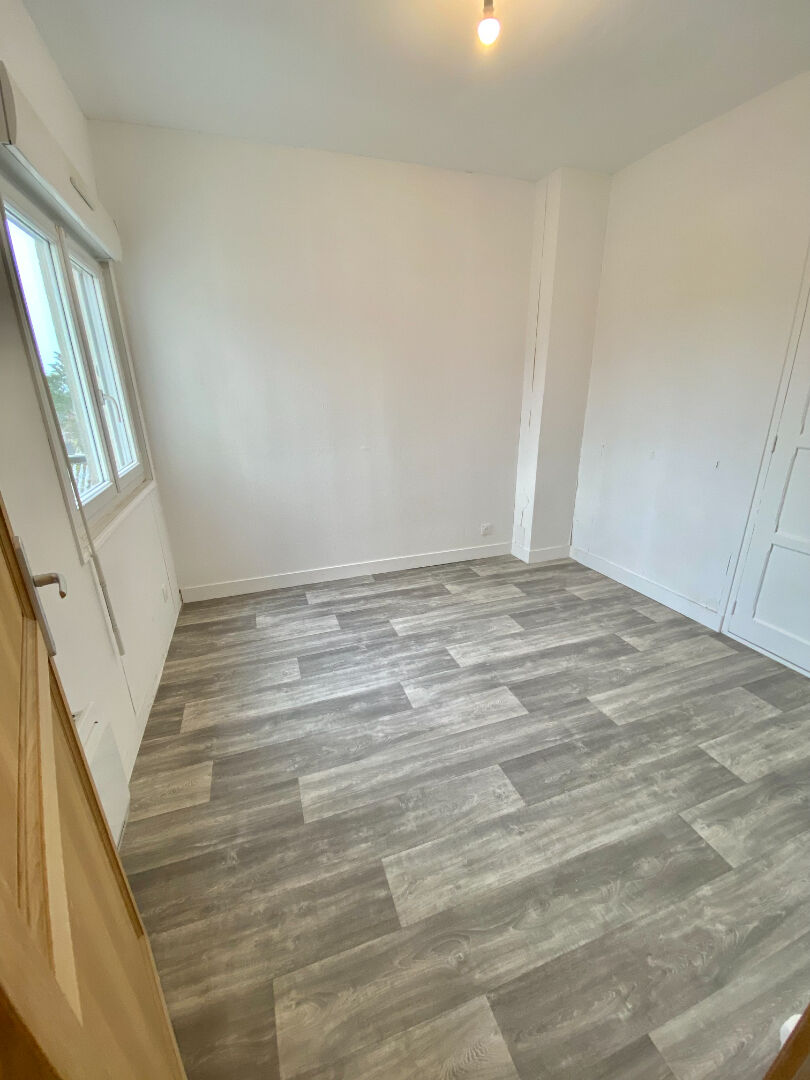 Photo Immeuble de rapport  en monopropriété 200 m² à POTIGNY image 6/6