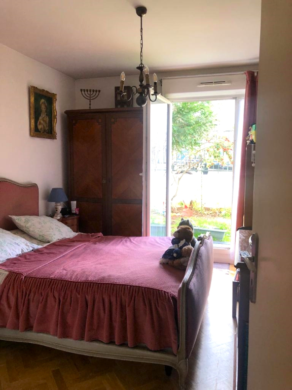 Photo Appartement  en Rez de Jardin à Nanterre   3 pièce(s)  63 m2 image 2/6