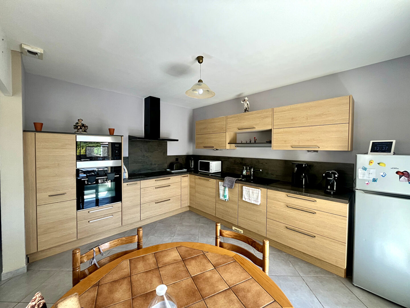 Photo À Vendre Charmante Maison à Murviel-lès-Montpellier 130 m² avec Jardin, Terrasse & Piscine image 3/6