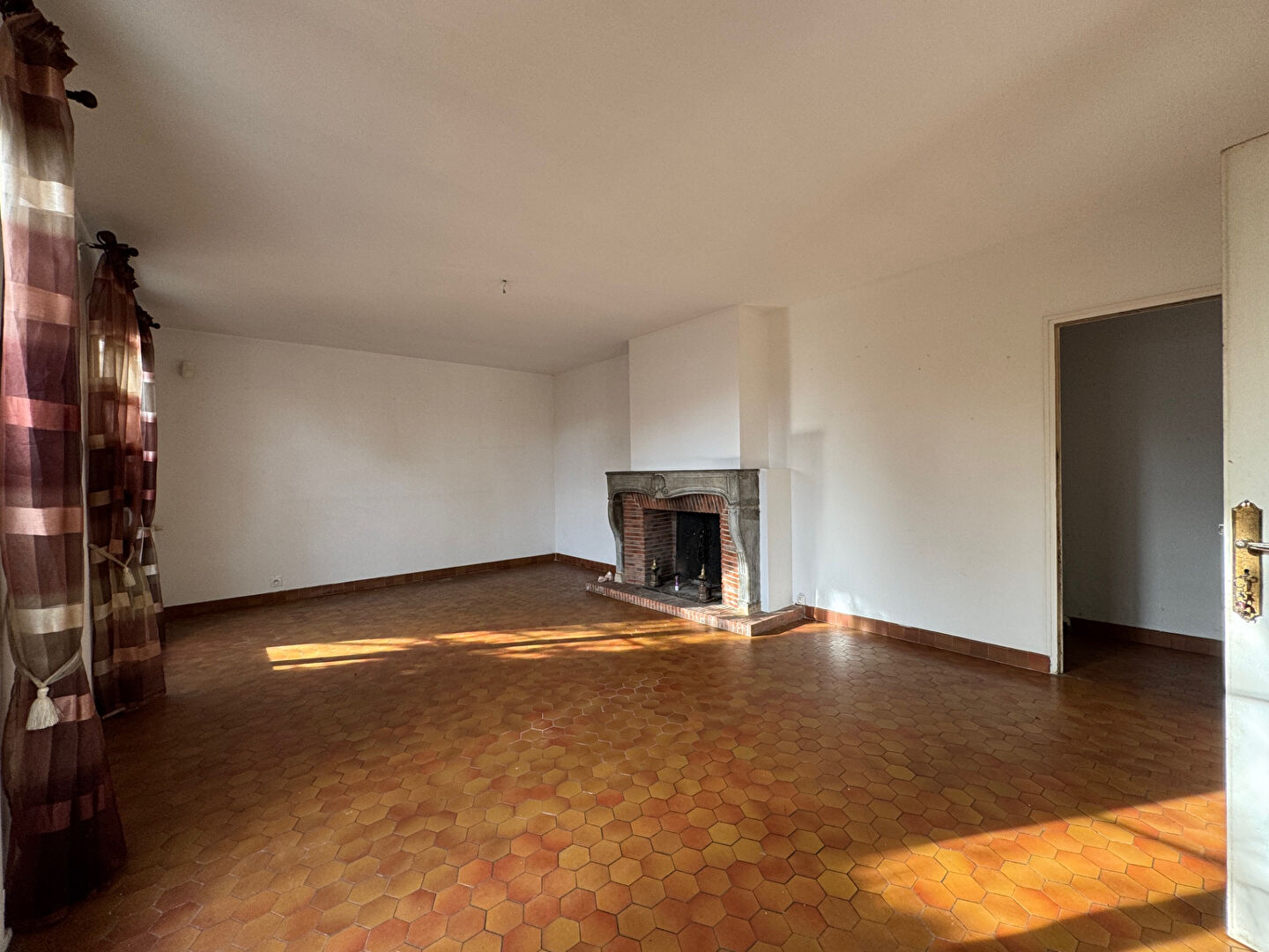 Photo Pessac le Bourgailh, maison T7 de 169 m² avec jardin et garage image 6/6