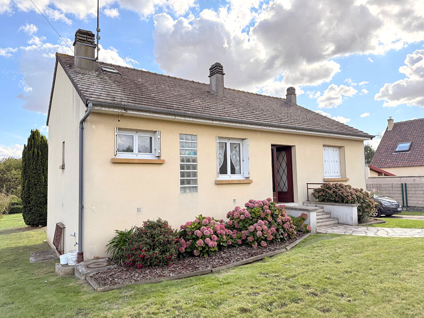 Photo HOUDAN image 1/6