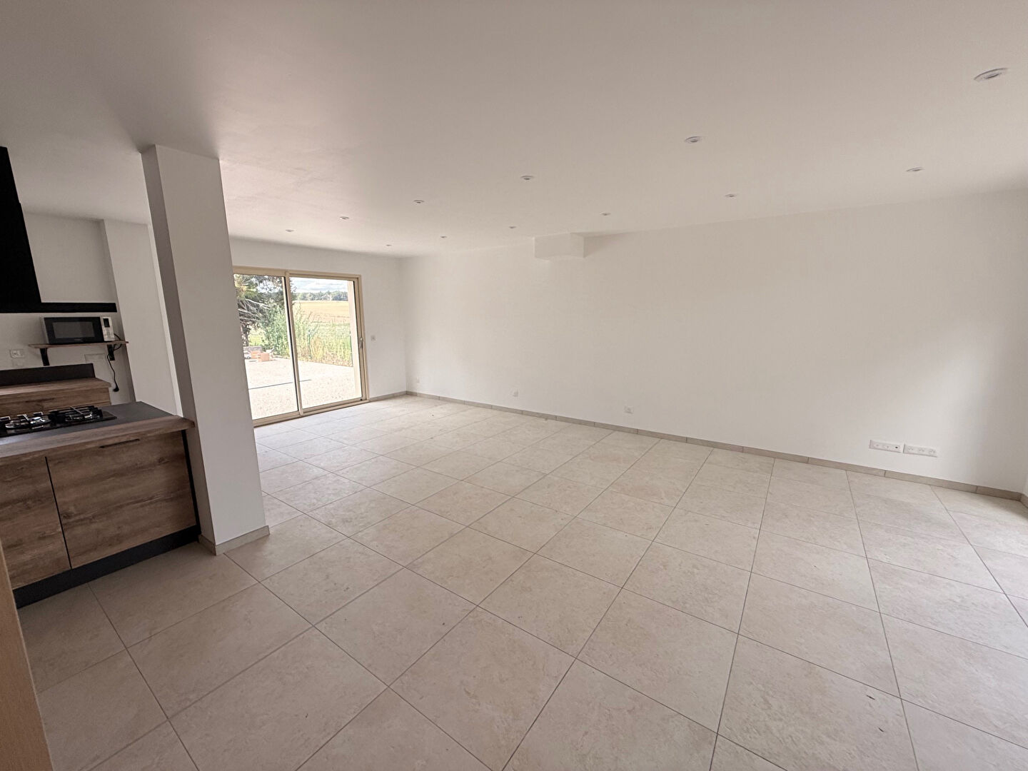 Photo Proche HOUDAN dans le 78 image 4/6