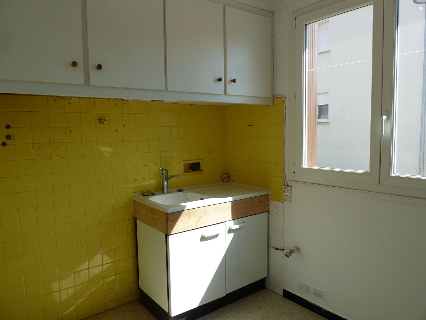 Photo Agréable Petite Maison de plain-pied avec Garage image 4/6