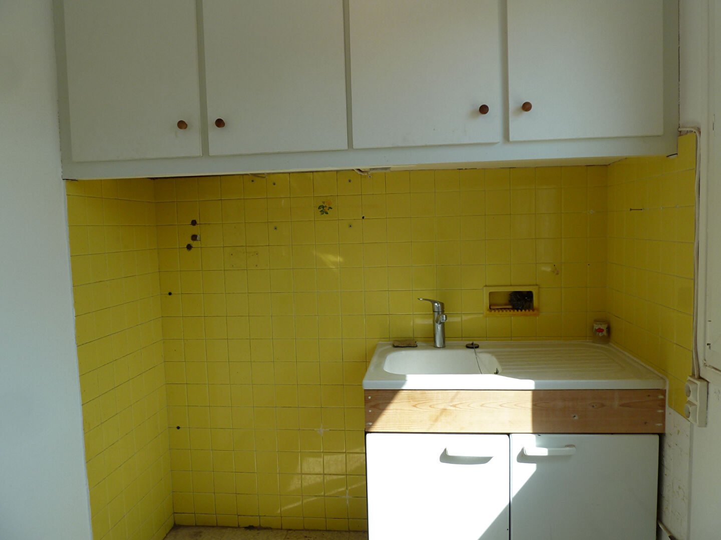 Photo Agréable Petite Maison de plain-pied avec Garage image 5/6