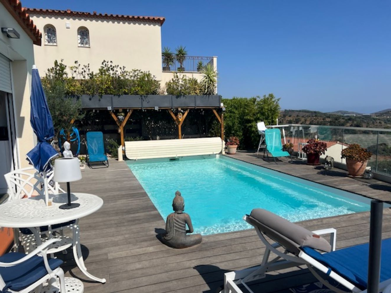 Photo Magnifique Villa T6 avec piscine et vue panoramique image 2/6