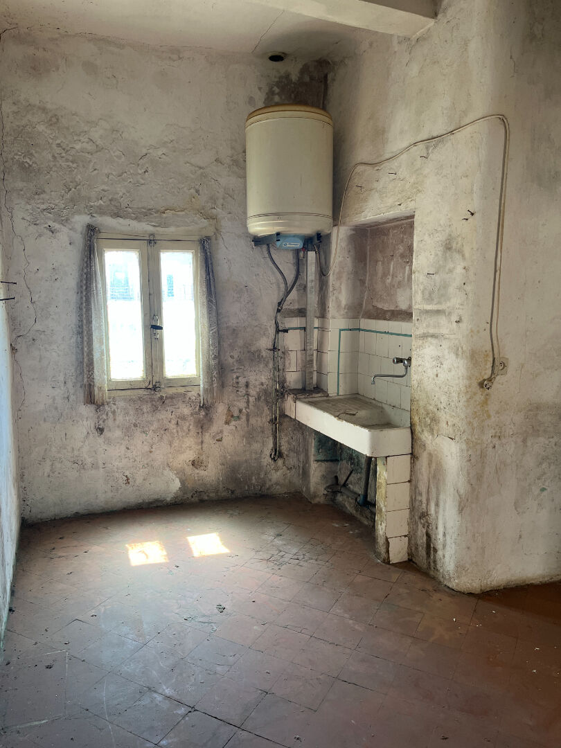 Photo Duplex traversant de 92m² étage 2 et 3 sur 3 à créer image 4/6