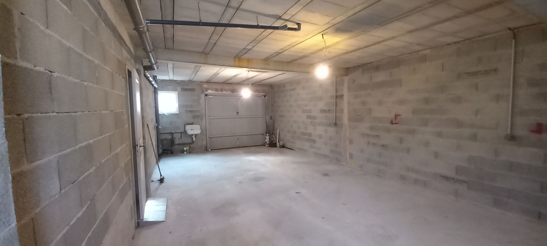 Photo Maison Mitoyenne de Type 4 83.5m² avec Garage BESSE SUR ISSOLE image 2/6