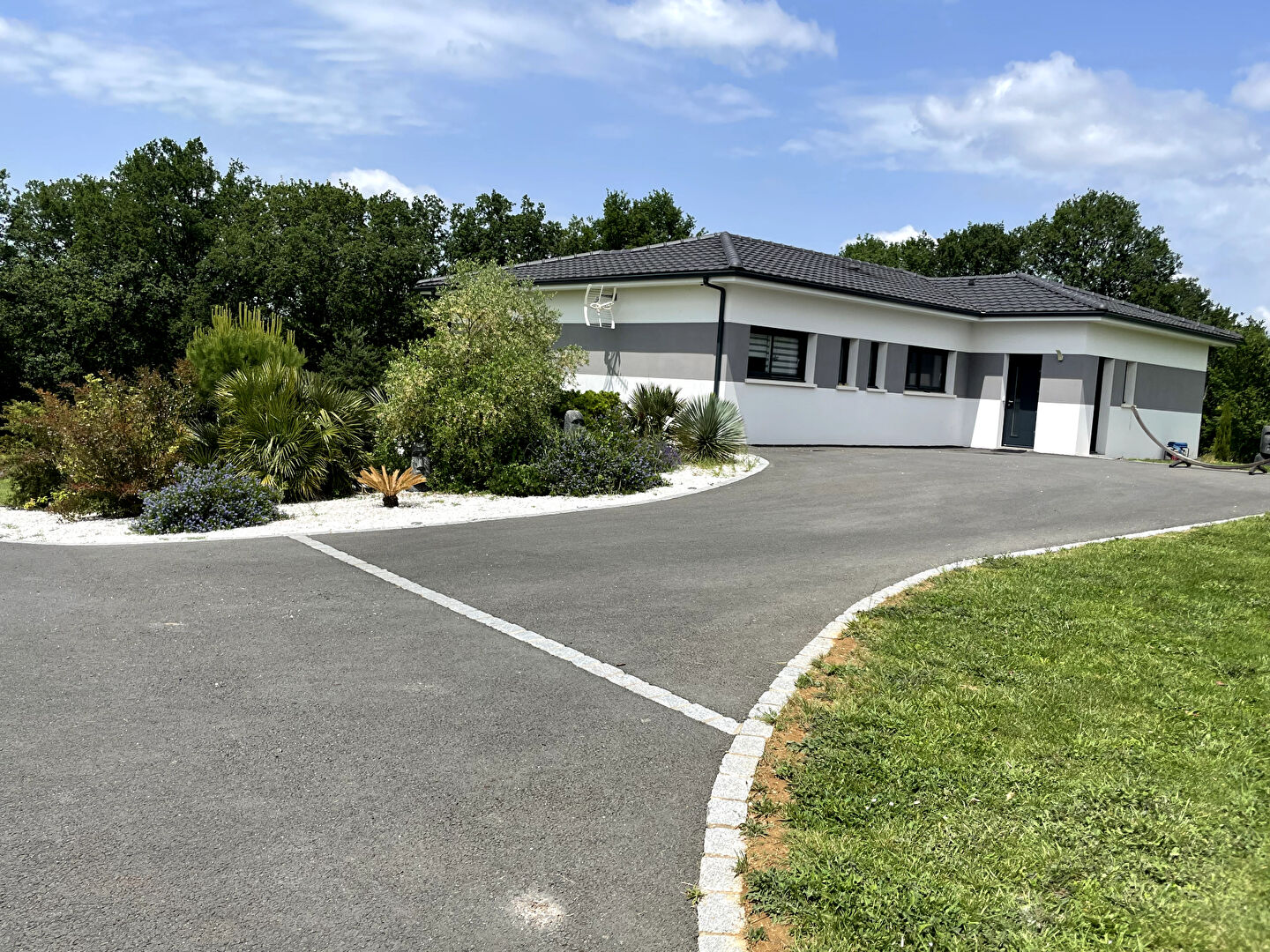 Photo Villa proche centre ville Périgueux. image 1/6