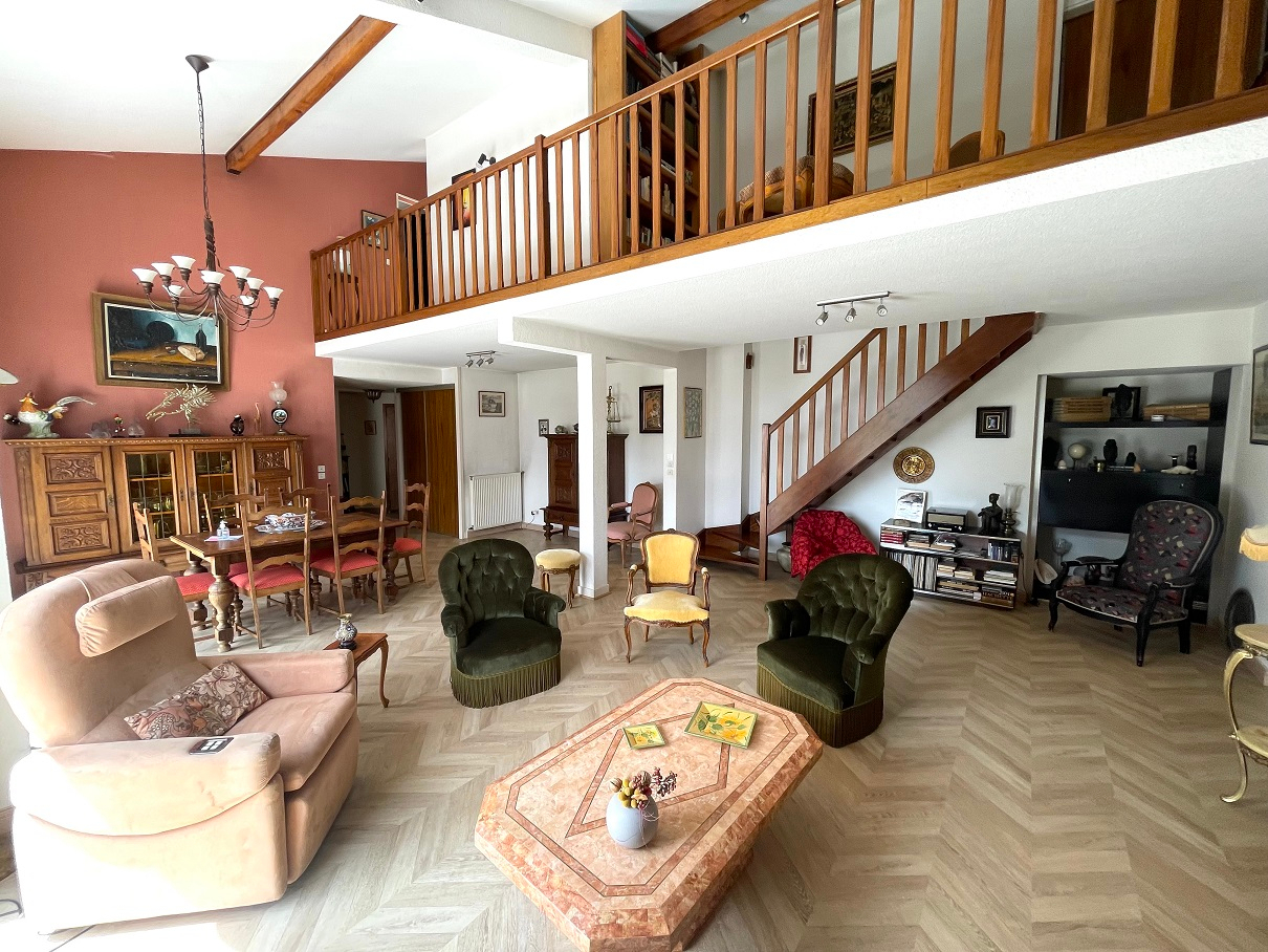 Agence immobilière de BAYENCHE ET ASSOCIES Perigueux