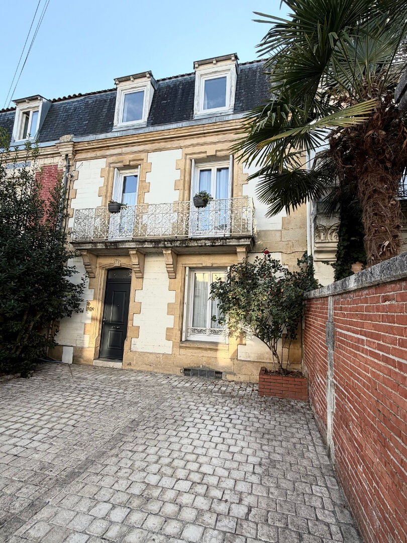 Maison de ville Périgueux, 155 m2.