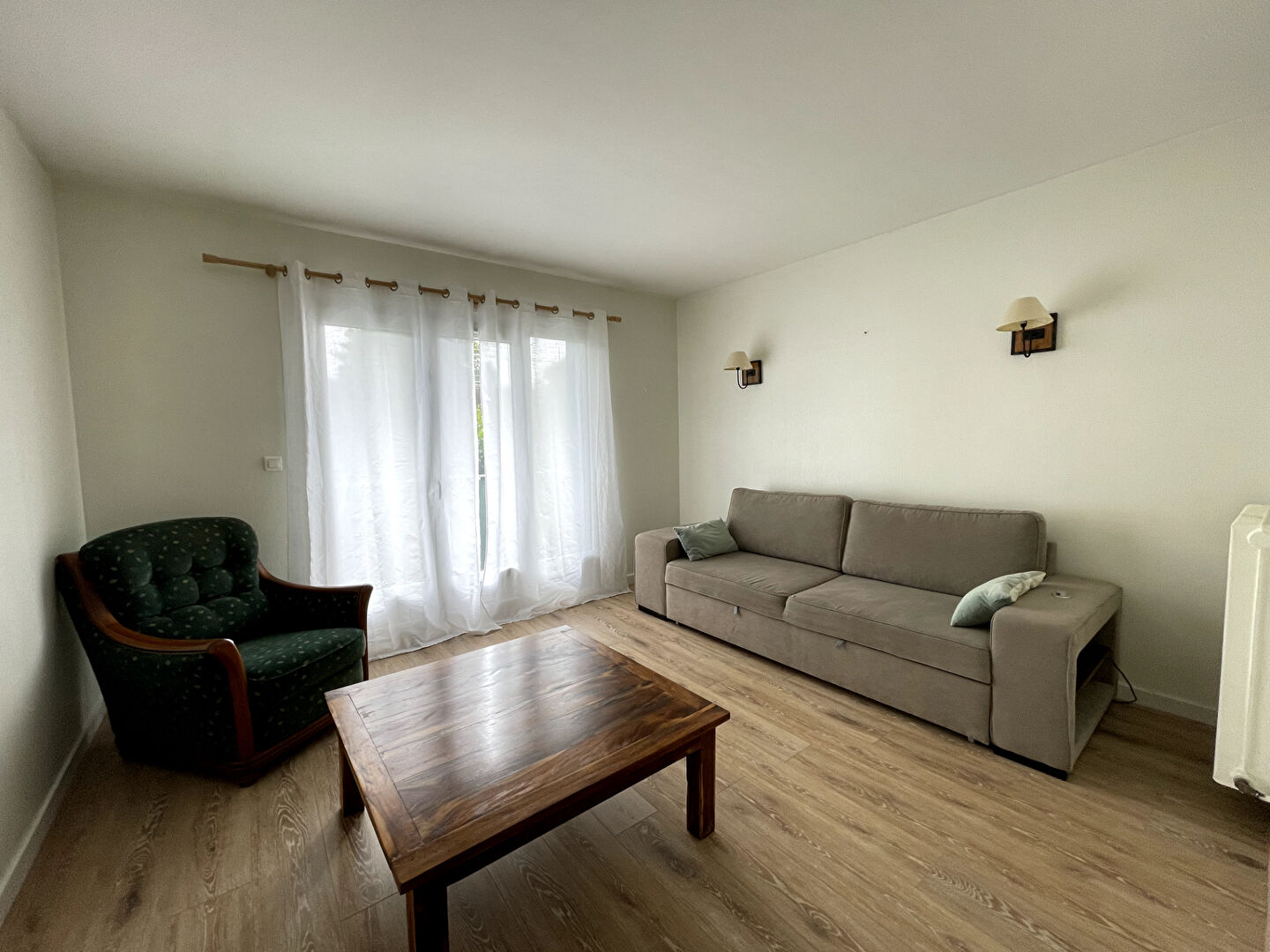 Photo Appartement T3 parking couvert et piscine image 5/6