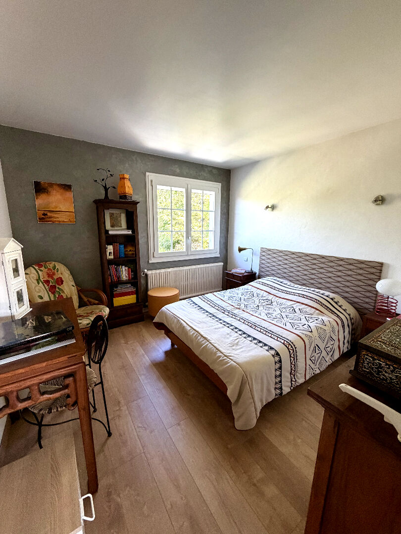 Photo Maison 4 chambres beau jardin et garage. image 6/6