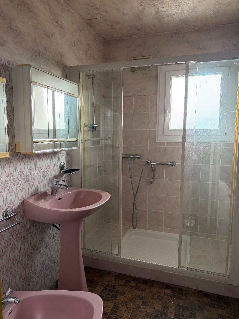 Photo Maison avec jardin et garage image 5/5