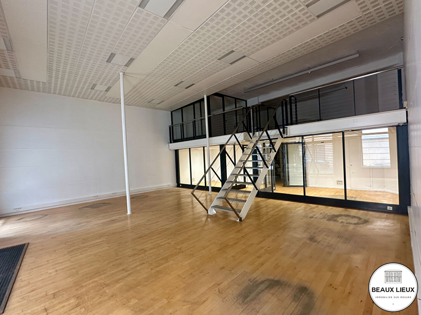 Photo LYON 1 - Bureaux de 300 m2 à vendre image 2/5