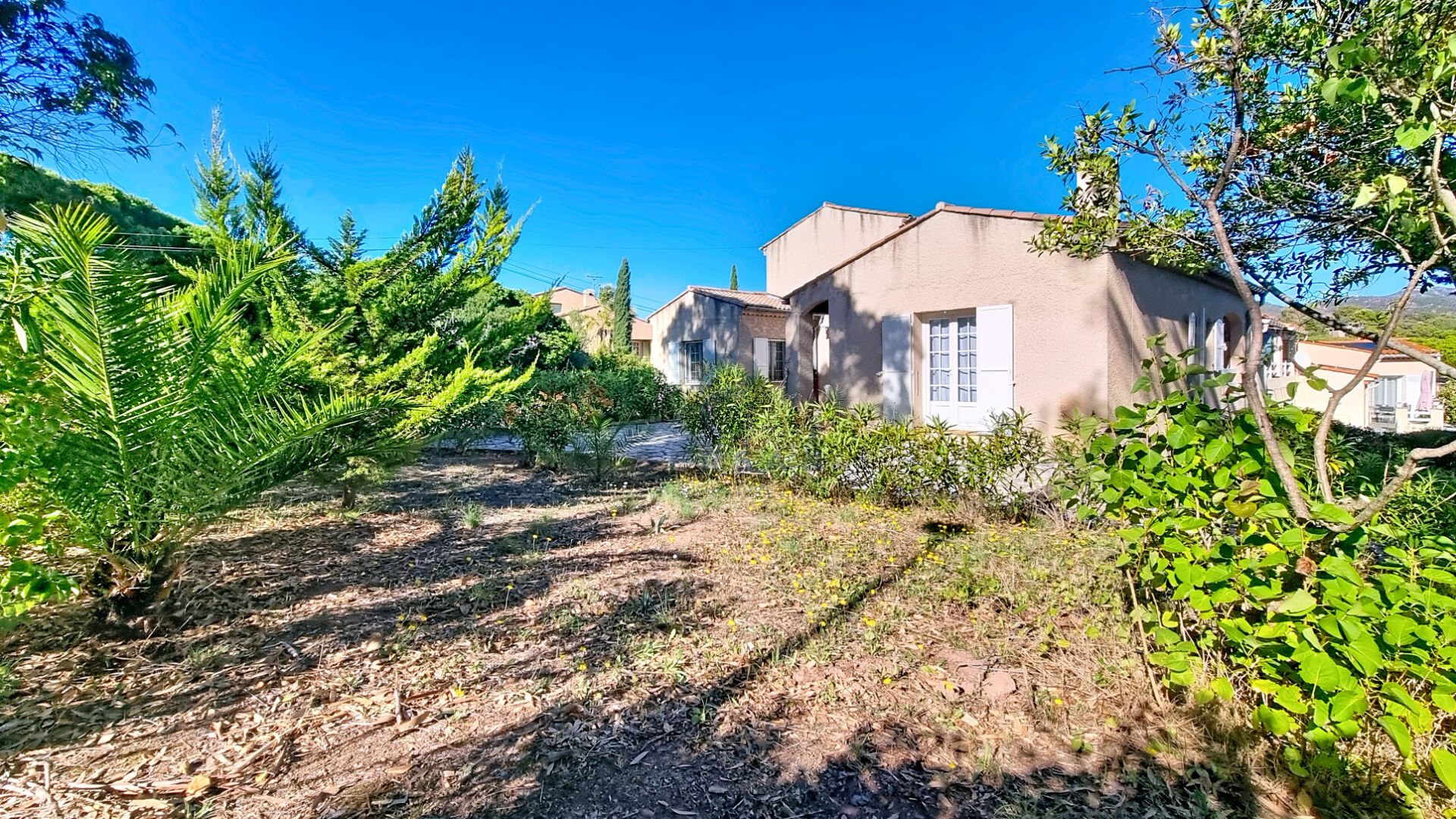 Photo VILLA À LA TOUR DE MARE image 3/6