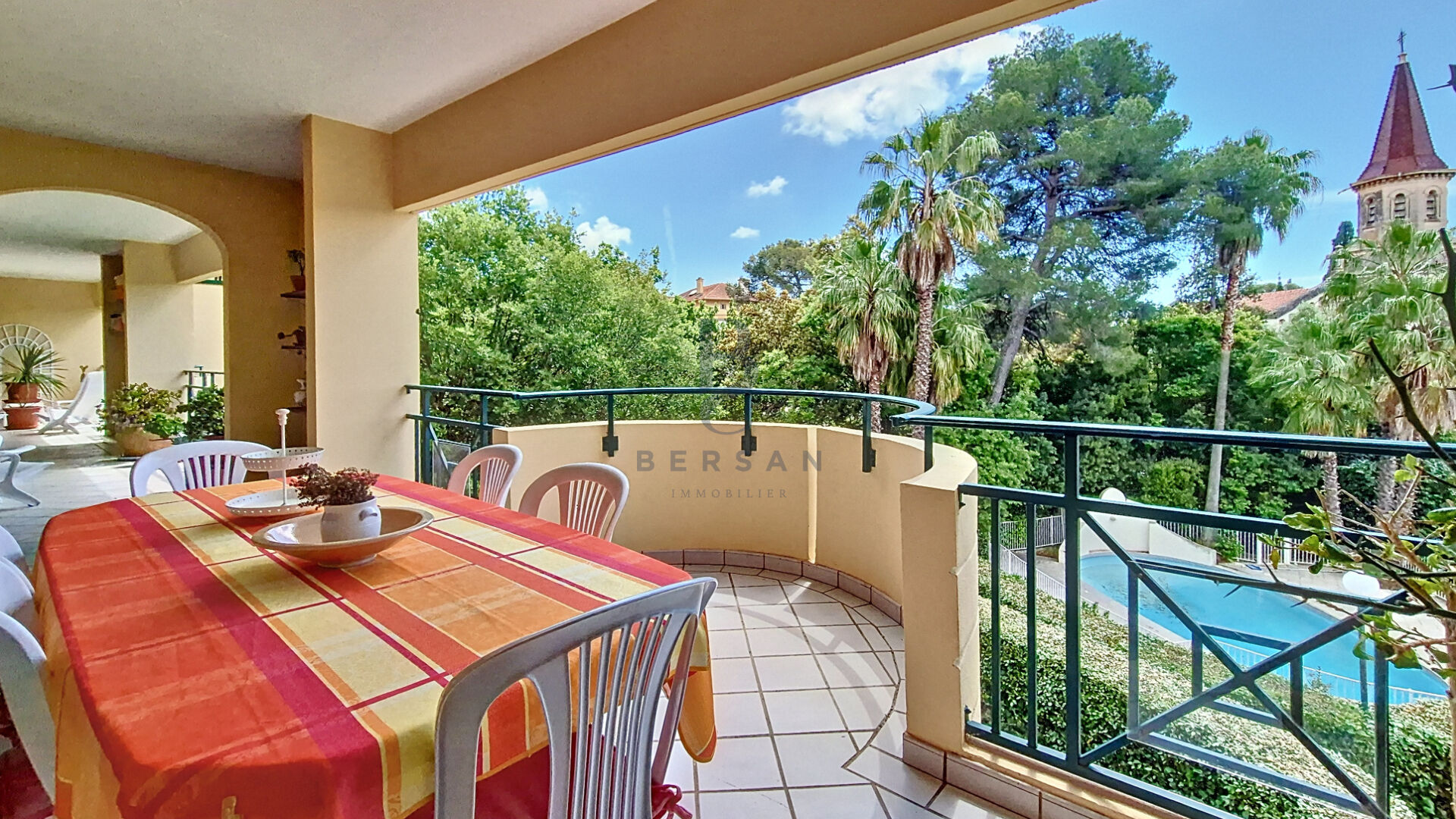 Photo DERNIER ÉTAGE SAINT RAPHAEL VALESCURE image 2/6