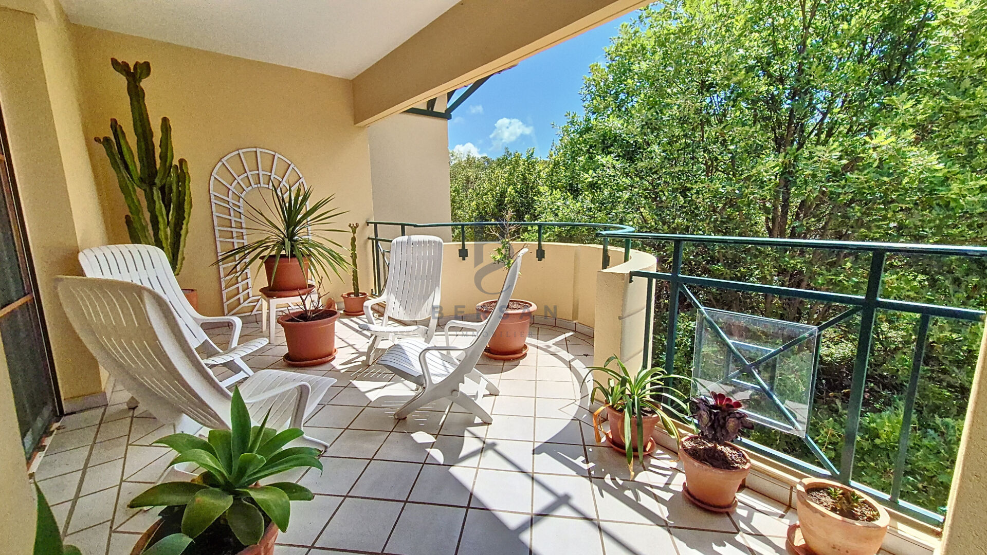 Photo DERNIER ÉTAGE SAINT RAPHAEL VALESCURE image 6/6