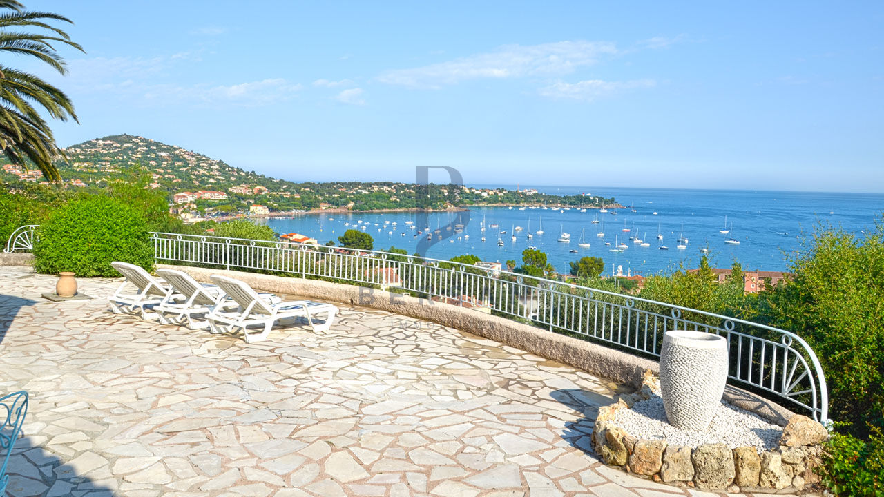 Photo VILLA AGAY image 2/6