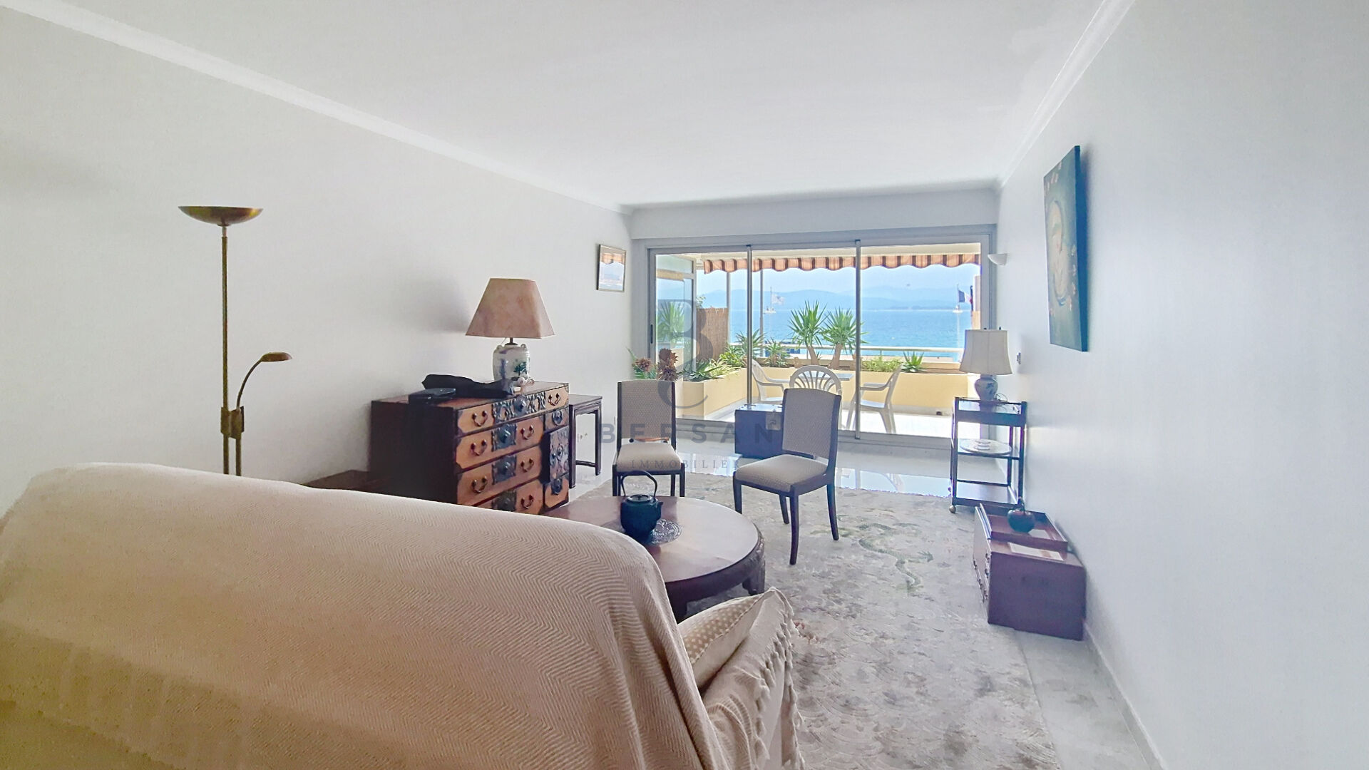 Photo APPARTEMENT FACE MER CENTRE VILLE ST RAPHAËL image 3/6