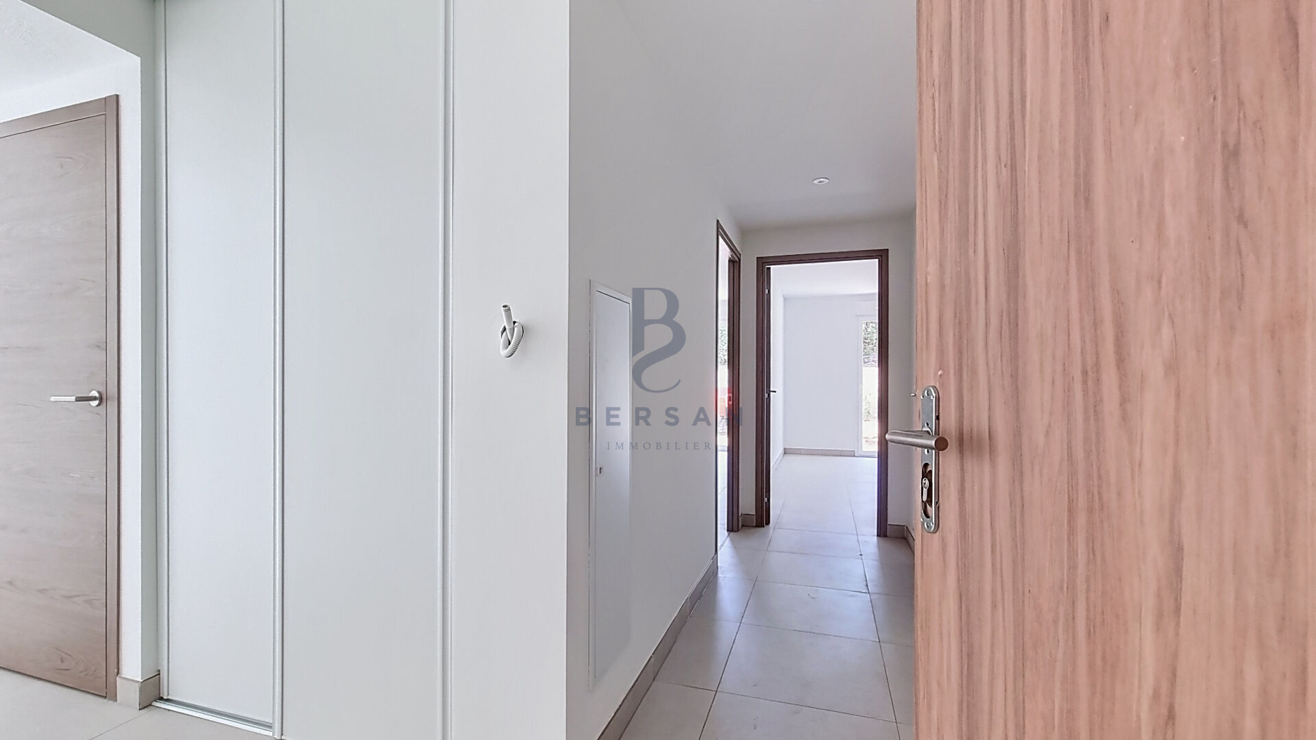 Photo APPARTEMENT TOUR DE MARE LIVRABLES IMMEDIATEMENT image 5/6